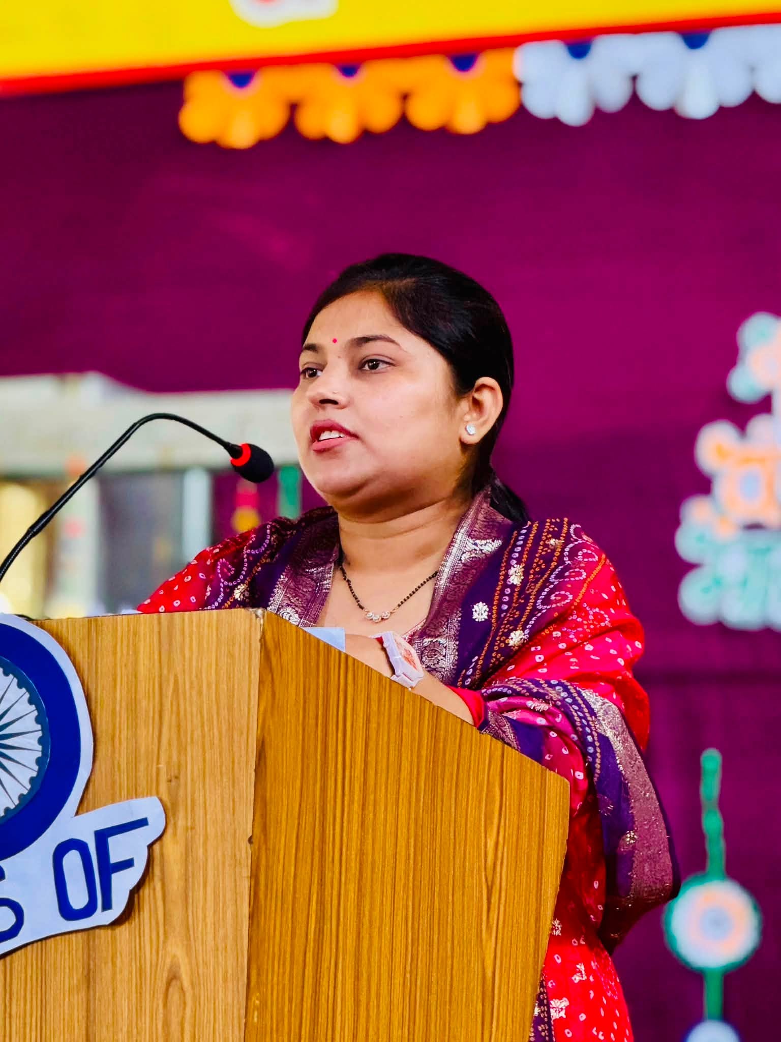 Meenkashi Singh addressing a public gathering